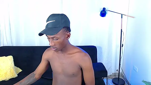 alexaandro18 webcam