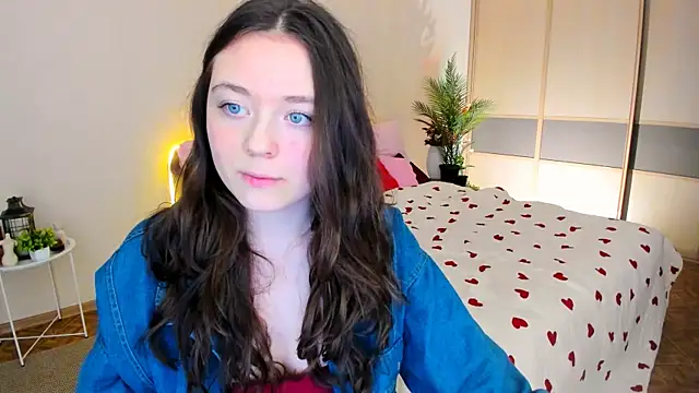 AlluringLookk webcam