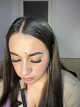 IvySanchez_Pinkk