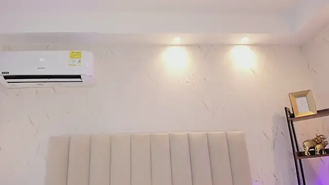 ViolettaRousee_ webcam