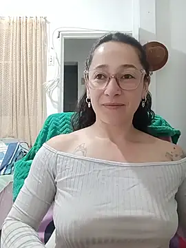 emilypoppy3 webcam