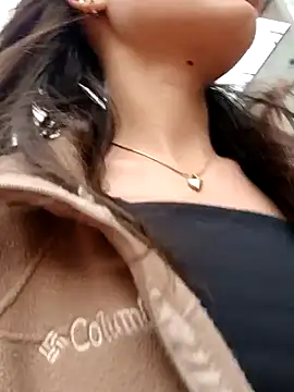 _Isabella-7 webcam