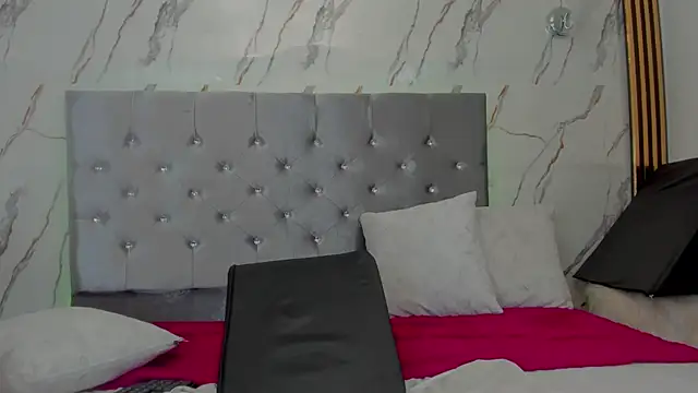 nymphomanya webcam