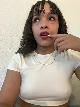 Yasmin777_ webcam