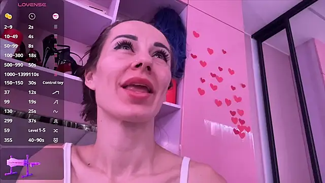Crystallana live cam on StripChat