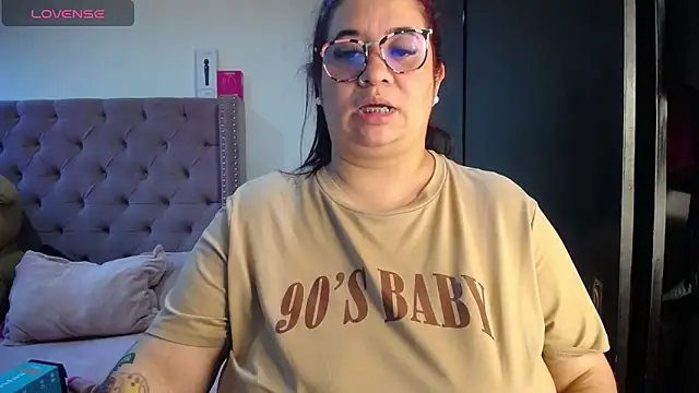 kattybbwbigboobs_ webcam