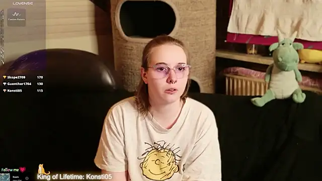 GamerGirl_Eve webcam