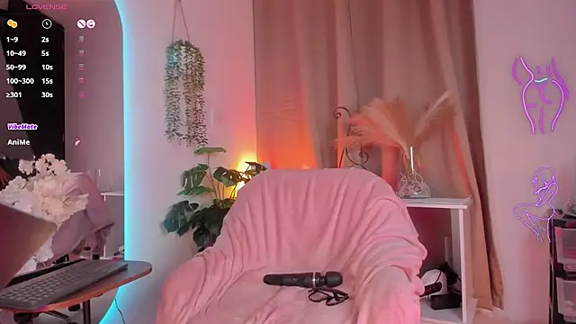 NahomyVega webcam
