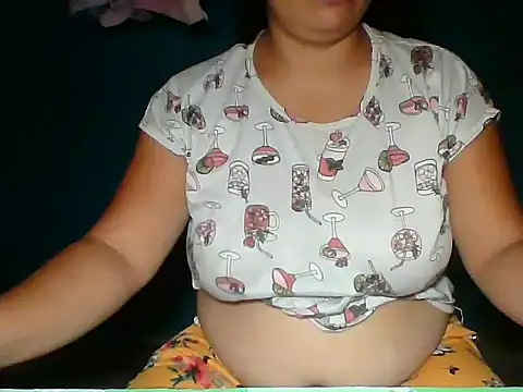 MommyKaye30 webcam