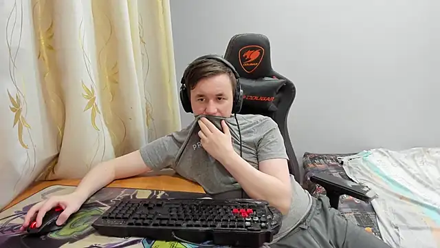iliaskrislove webcam