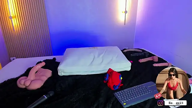 liah_cleir webcam