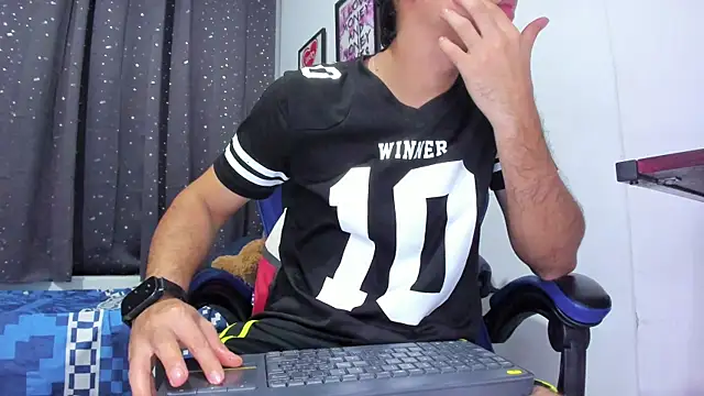 The_skinnyguys webcam