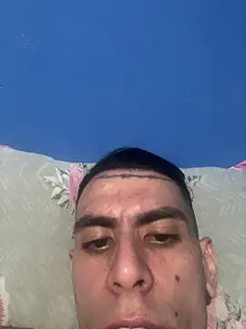 00LONDON live cam on StripChat