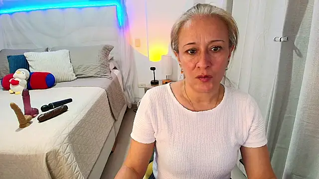 Naty_Stone webcam