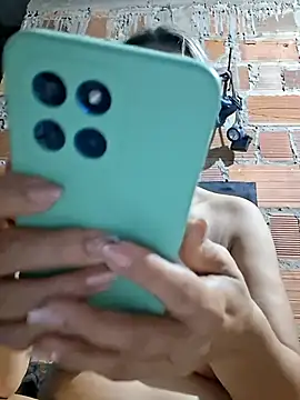 Mia-funny20 webcam