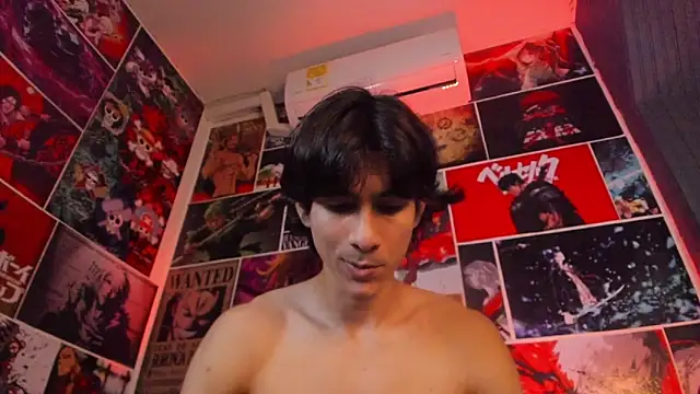 Cheys_Mast live cam on StripChat