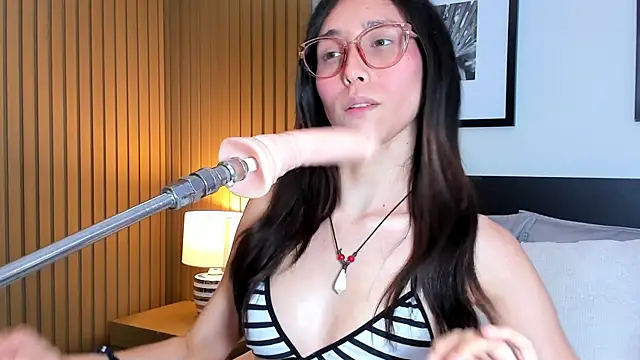 doll_bella_ webcam