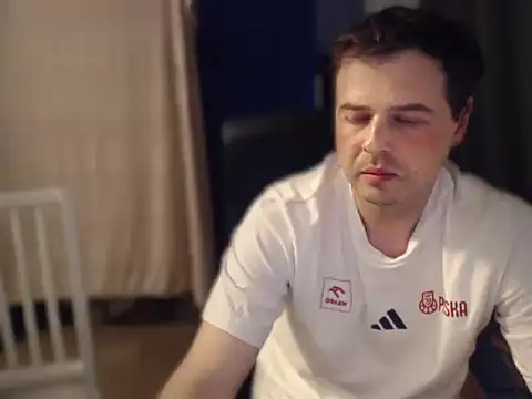 BraveCouple webcam