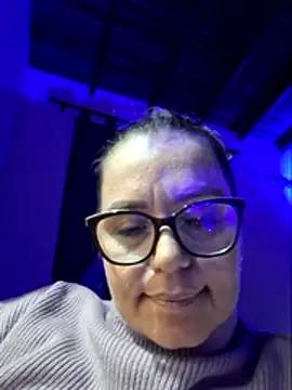 MariaPau_83 webcam