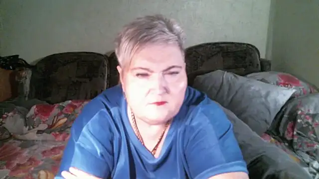 Lana555 live cam on StripChat