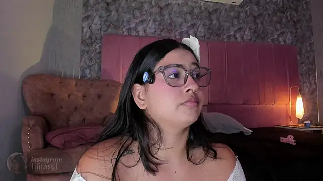 lilithst_ webcam