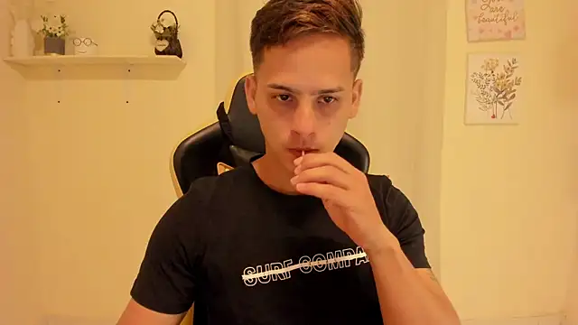 sexy_andres01 webcam