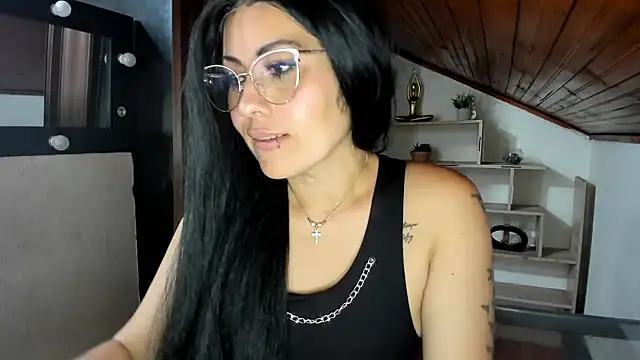 Tania_mature webcam