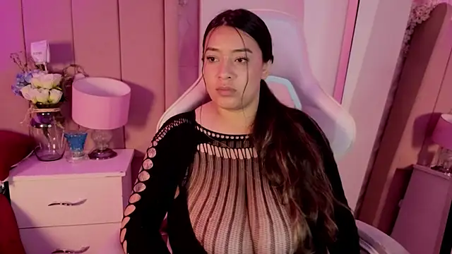 MollyBigBoobs12 webcam