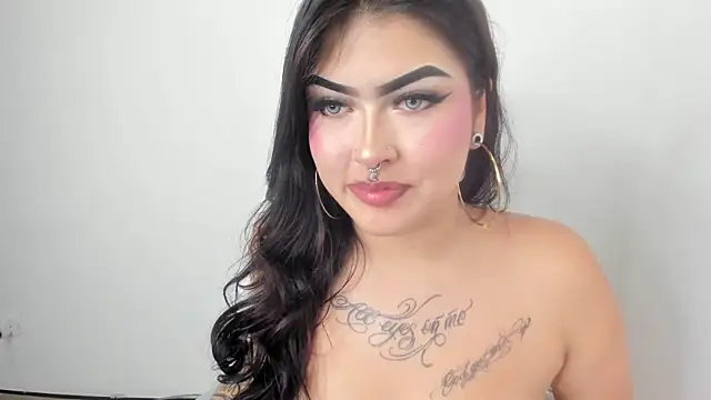 hollycute__ webcam