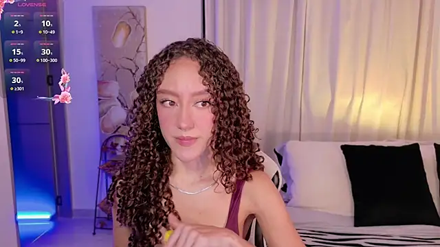 ChloeMoreti webcam