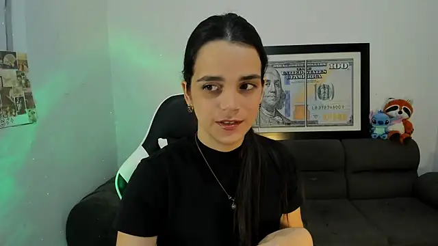 LucianaMoreau webcam
