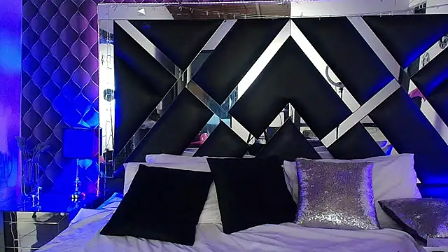 victoriaa_lee_ webcam