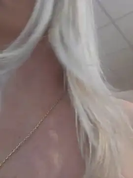 LadyTouch webcam
