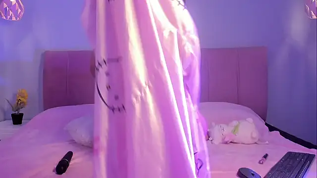 ela_petit webcam