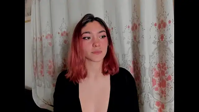 Victoria_Beaumont webcam