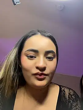 Antonella_Julieta webcam
