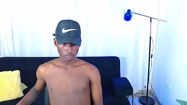 alexaandro18 webcam