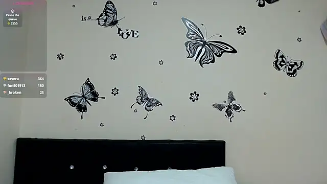 liz7skinny webcam