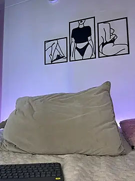 ellie_mcdonald webcam