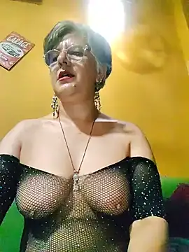 ilonna2025 webcam