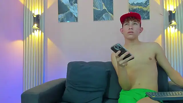 Marcus_and_Tony webcam