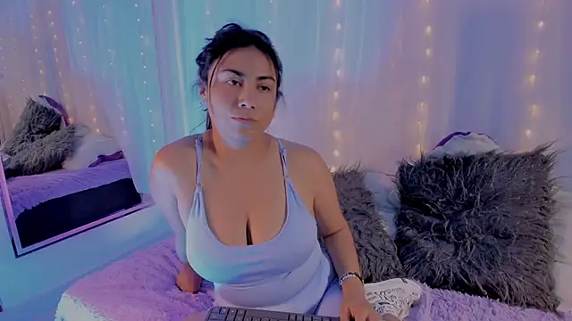 Olivia_Morrys webcam