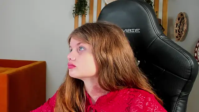 ChloeHalses webcam