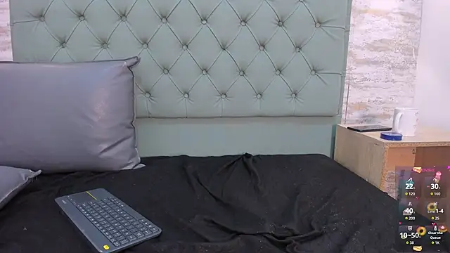 KataleyaVelvet webcam