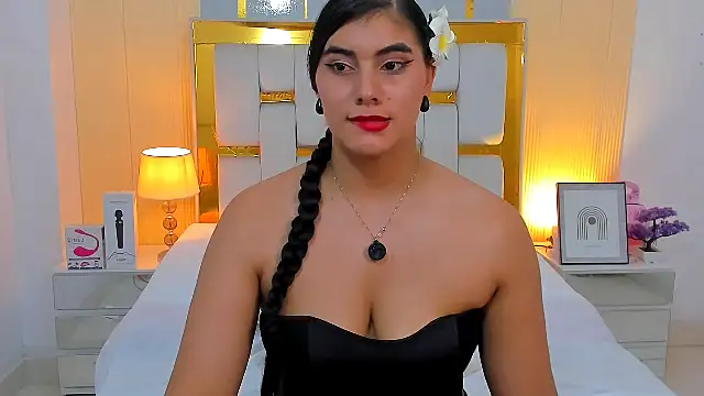 Alara_Keyy webcam