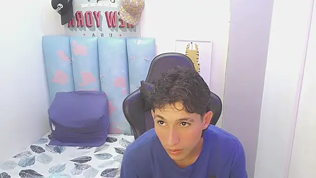 liam_play webcam