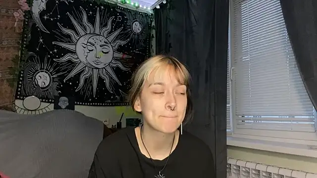YourFavoriteAltgirl webcam