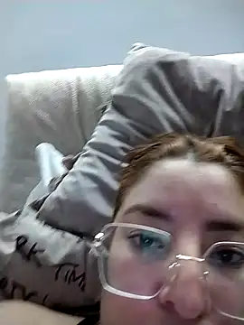 Ardiente10latina webcam