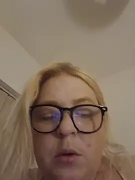 KaylaLee66 webcam
