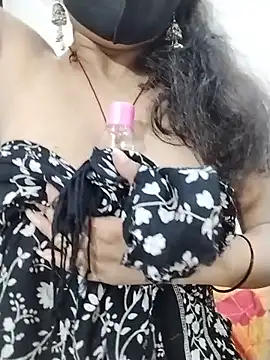 sexyy_nidhii (Ask my age) - Full nude public